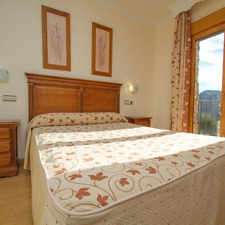 La Higuera Hotel Güéjar Sierra Eksteriør billede