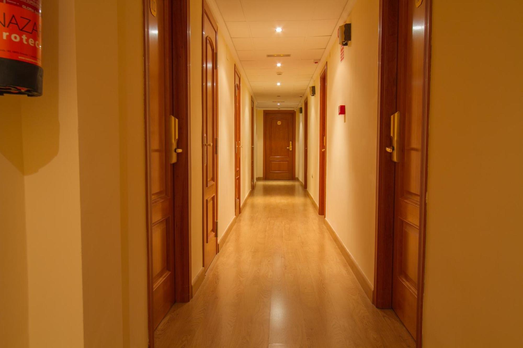 La Higuera Hotel Güéjar Sierra Eksteriør billede