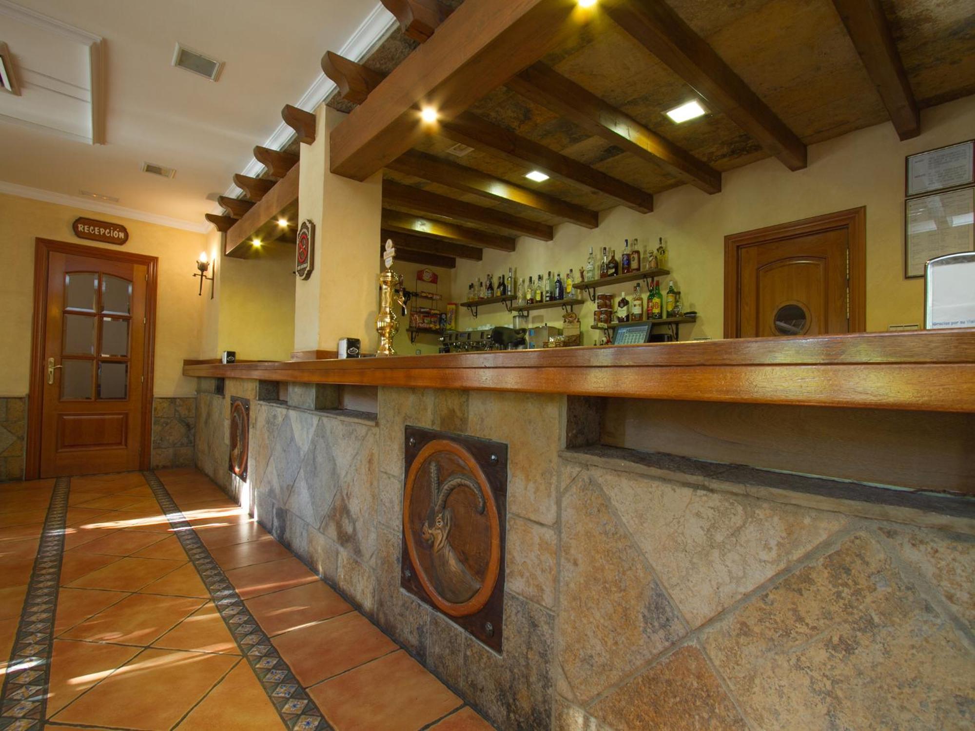 La Higuera Hotel Güéjar Sierra Eksteriør billede